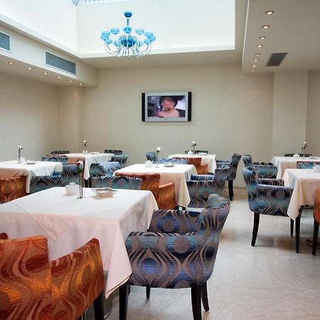 Olympic Star Hotel Patras Restaurant photo